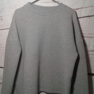 Women's sz L crew neck sleeve sweater shirt